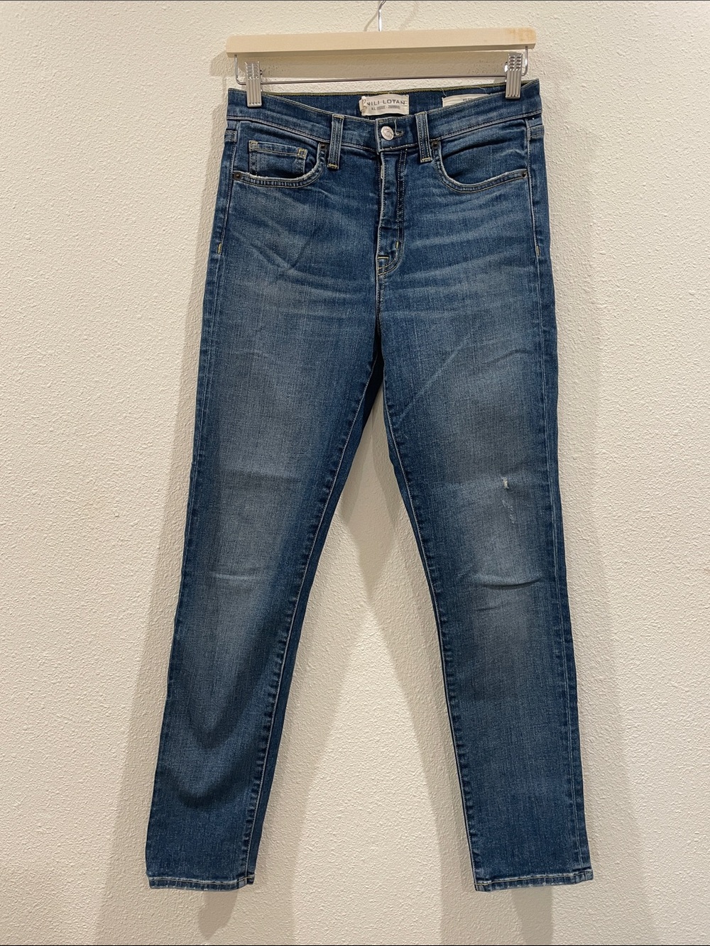 NILI LOTAN Mid Rise Straight Leg Jeans Size 27 Classic